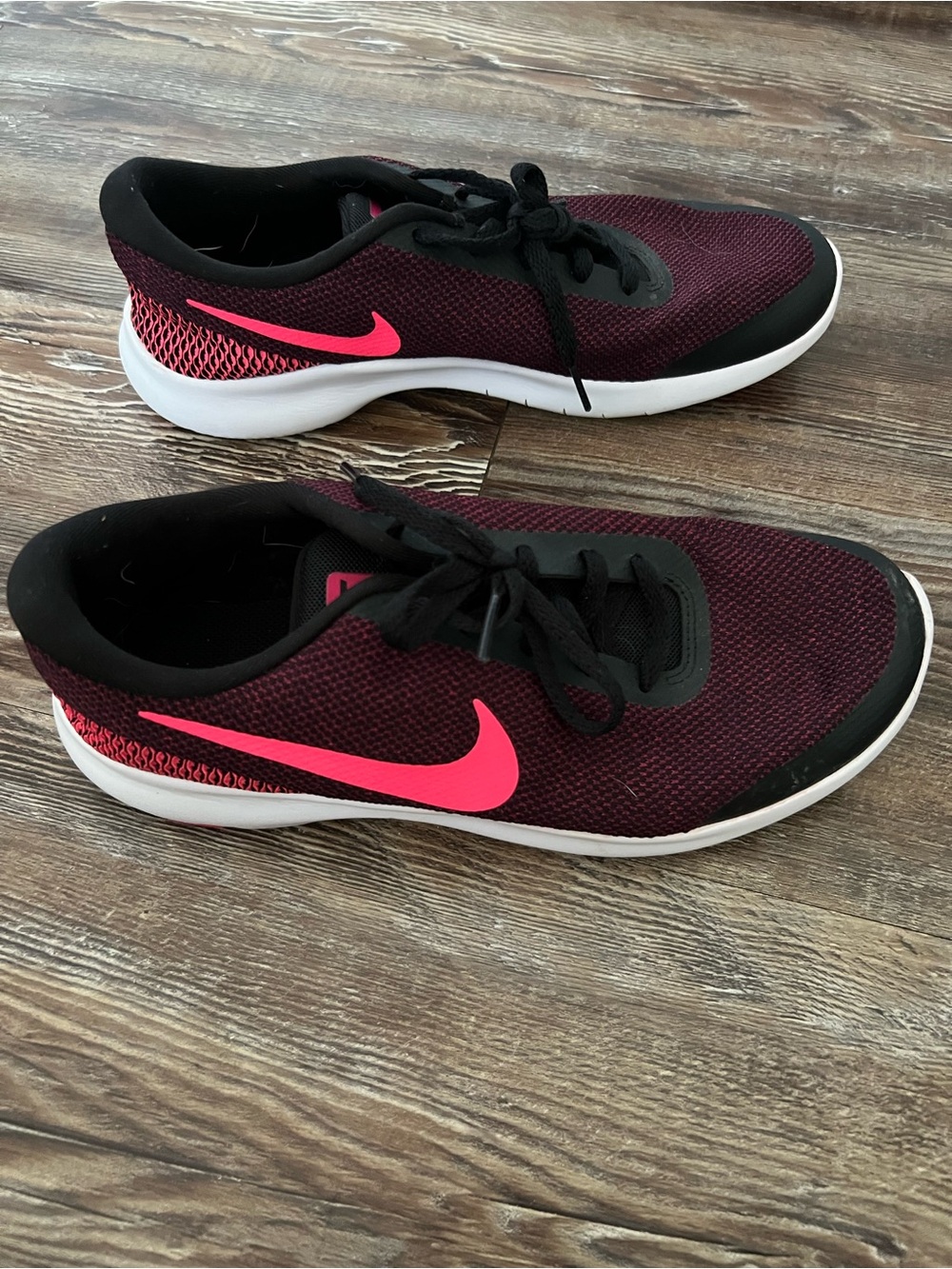 Nike Women’s Athletic Sneakers - Maroon with Neon Pink Swoosh